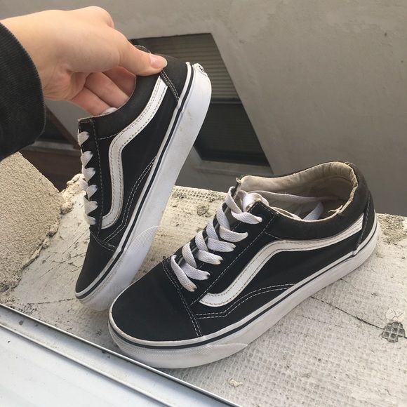 vans old skool black stitching